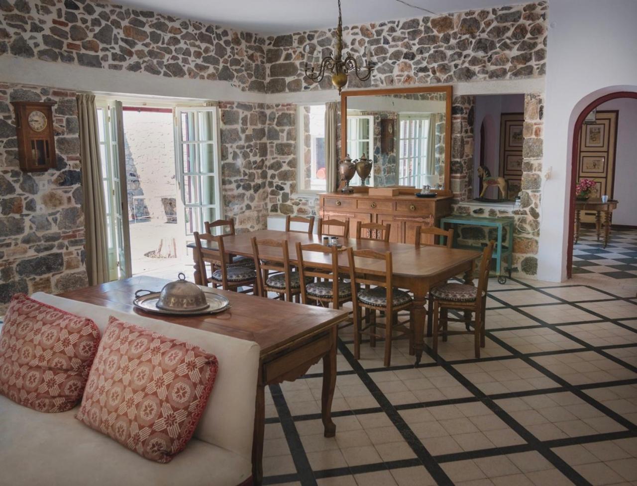The Villa Averoff Kírinthos 외부 사진